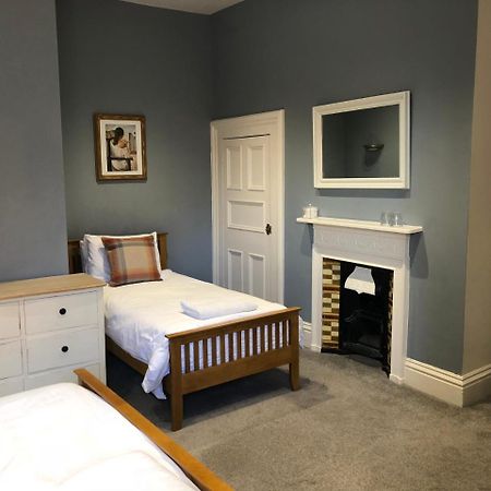 Corra Lynn Bed and Breakfast Whitby Esterno foto