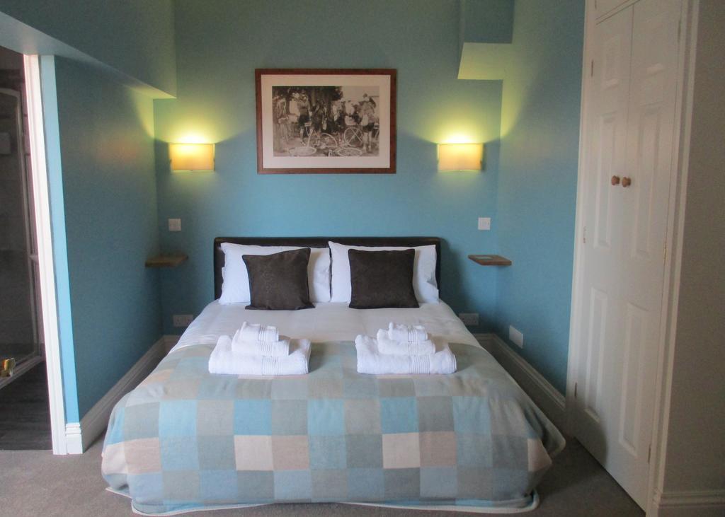 Corra Lynn Bed and Breakfast Whitby Esterno foto