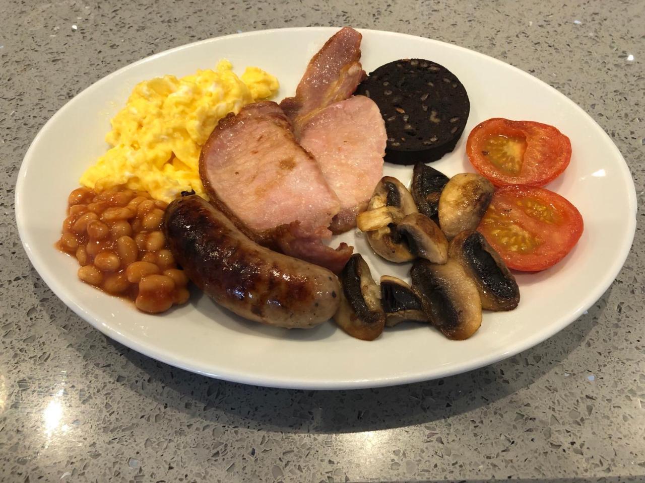 Corra Lynn Bed and Breakfast Whitby Esterno foto